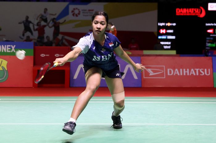 Pebulu tangkis tunggal putri Indonesia, Ester Nurumi Tri Wardoyo, pada babak kualifikasi Indonesia Masters 2024 di Istora Senayan, Jakarta, Selasa (23/1/2024).