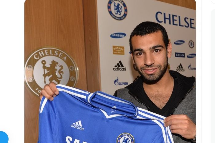 Mohamed Salah resmi bergabung dengan Chelsea pada 26 Januari 2014 padahal dia sudah sangat dekat dengan Liverpool.
