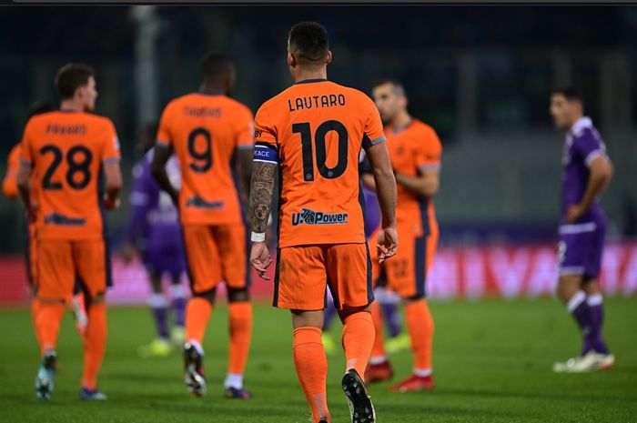 Lautaro Martinez mencetak gol untuk Inter Milan ke gawang Fiorentina pada giornata ke-22 Liga Italia 2023-2024 di Stadion Artemio Franchi, Minggu (28/1/2024).