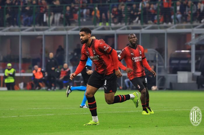 Ruben Loftus Cheek merayakan gol untuk AC Milan ke gawang Rennes dalam leg 1 babak play-off Liga Europa 2023-2024 di Stadion San Siro, Kamis (15/2/2024).