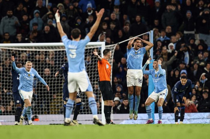 Manchester City hanya bermain imbang melawan Chelsea pada matchweek 25 Liga Inggris 2023-2024 di Stadion Etihad, Sabtu (17/2/2024).