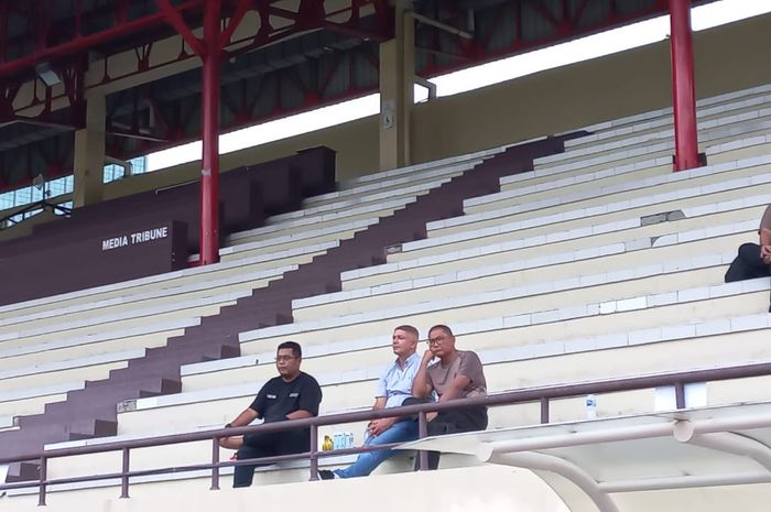 Gomes de Oliveira yang masuk kandidat pelatih Bhayangkara FC hadir di Stadion STIK, Kamis (29/2/2024)