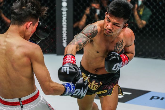 Juara kelas terbang Muay Thai ONE Championship, Rodtang Jitmuangnon.