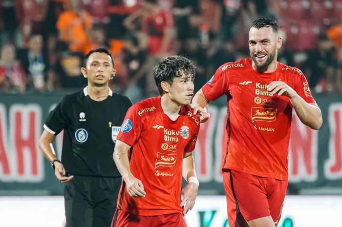Ryo Matsumura dan Marko Simic sama-sama mencetak brace dalam kemenangan 4-1 Persija Jakarta atas Dewa United di pekan ke-27 Liga 1.