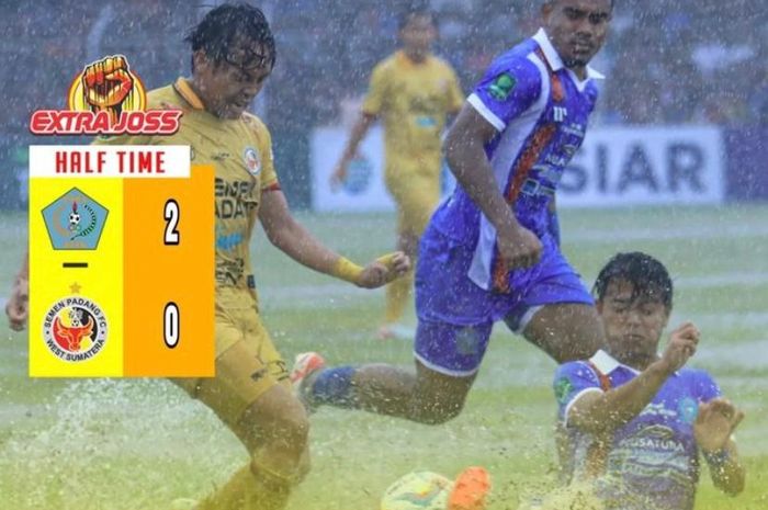 PSBS Biak vs Semen Padang FC leg I final Liga 2 2023/2024 di Stadion Cenderawasih, Biak, Selasa (5/3/2024).