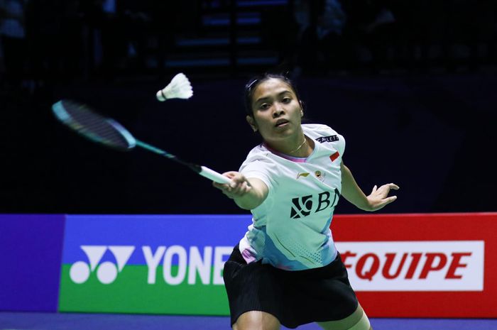 Aksi Gregoria Mariska Tunjung saat akan tampil pada hari pertama All England Open 2024