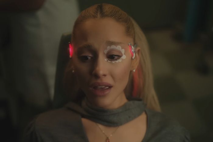 Ariana Grande Rilis Lagu Baru, Cari Lirik Lengkap 'we can't be friends