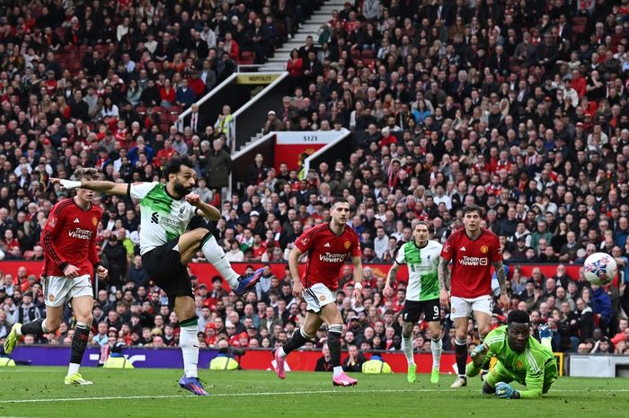 Mohamed Salah menjadi pemegang kunci Old Trafford, tetapi sayangnya Liverpool harus rela dihancurkan oleh Manchester United.