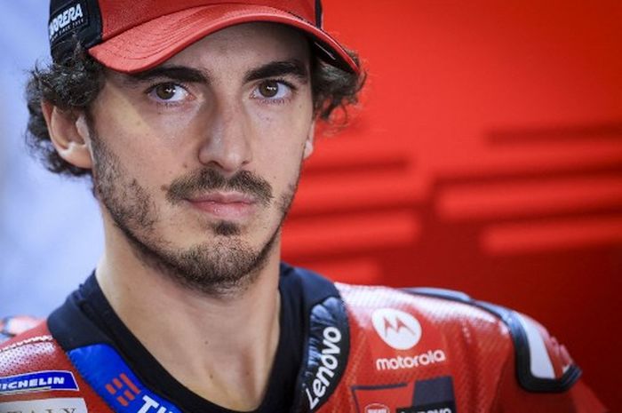 Pembalap Ducati, Francesco Bagnaia, pada sesi Free Practice ke-2 MotoGP Portugal 2024 di Sirkuit Algarve, Portimao, Jumat (22/3/2024).