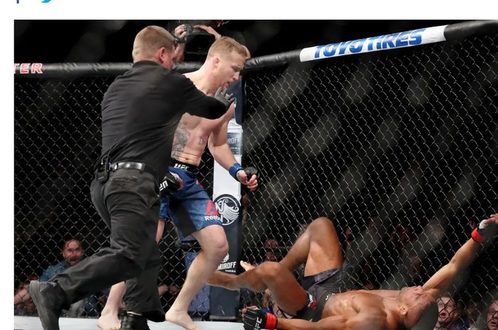 Pemilik pukulan terkeras di UFC versi Khabib Nurmagomedov, Justin Gaethje, meng-KO Edson Barboza pada 30 Maret 2019 di Philadelphia.