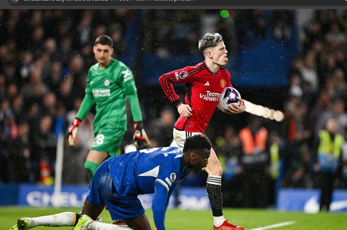 Winger Man United, Alejandro Garnacho, mencetak dua gol saat Setan Merah takluk 2-3 dari Chelsea pada laga pekan ke-31 Liga Inggris 2023-2024.