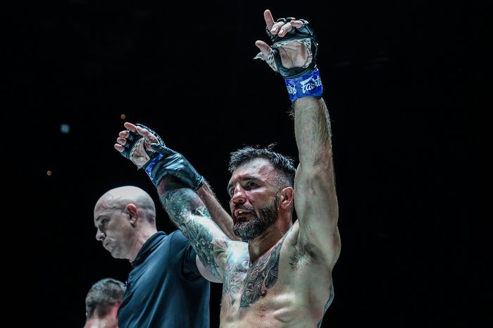 Denis Puric menantang Rodtang Jitmuangnon usai raih kemenangan di ONE Fight Night 21, Sabtu (6/4/2024) di Bangkok.