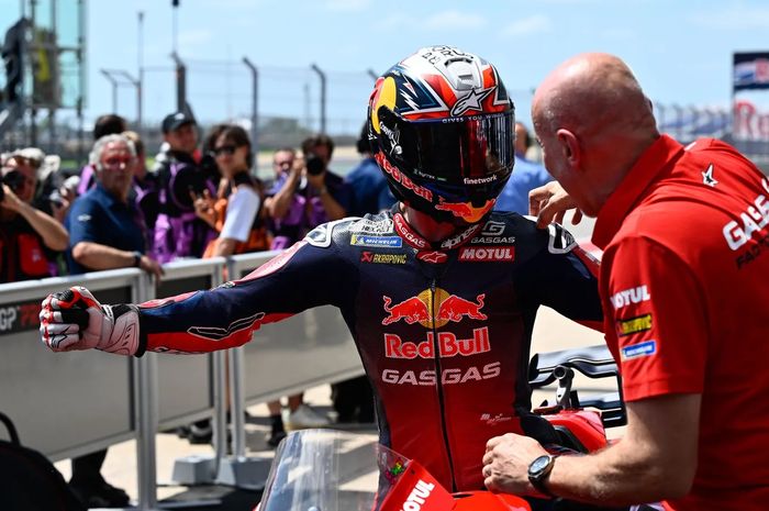 Pedro Acosta dapat pujian dari Dani Pedrosa sampai menyebut debutan MotoGP 2024 tersebut tidak normal.