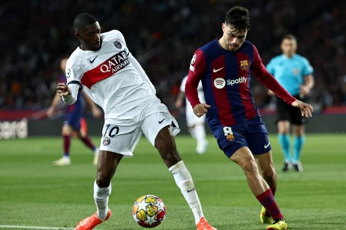 Aksi Ousmane Dembele (kiri) saat menghadapi Barcelona pada leg kedua perempat final Liga Champions 2023-2024,