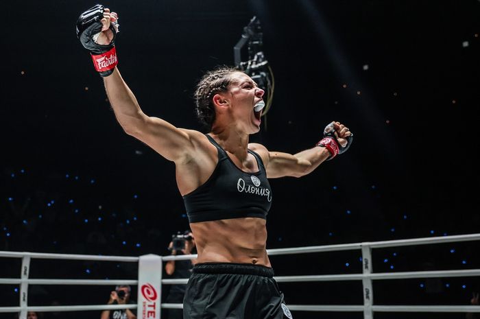 Penantang gelar juara kelas jerami Muay Thai perempuan ONE Championship, Natalia Diachkova.
