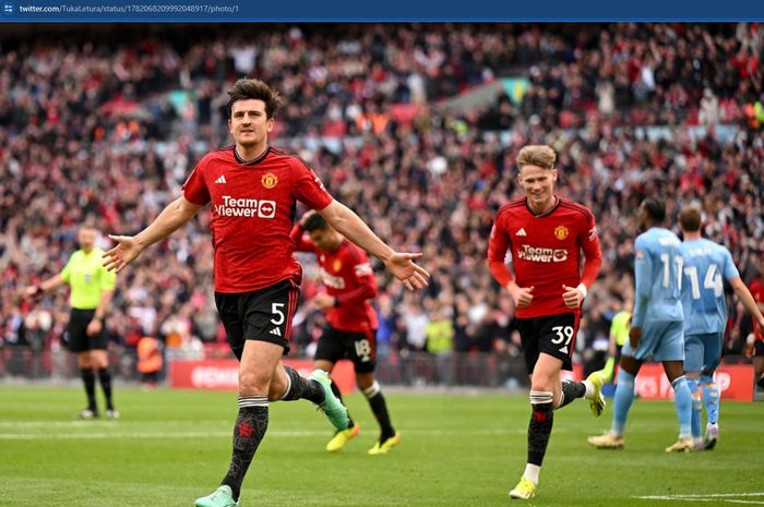 Man United berhasil melaju ke final Piala FA berkat kemenangan atas Coventy City lewat adu penalti 4-2.