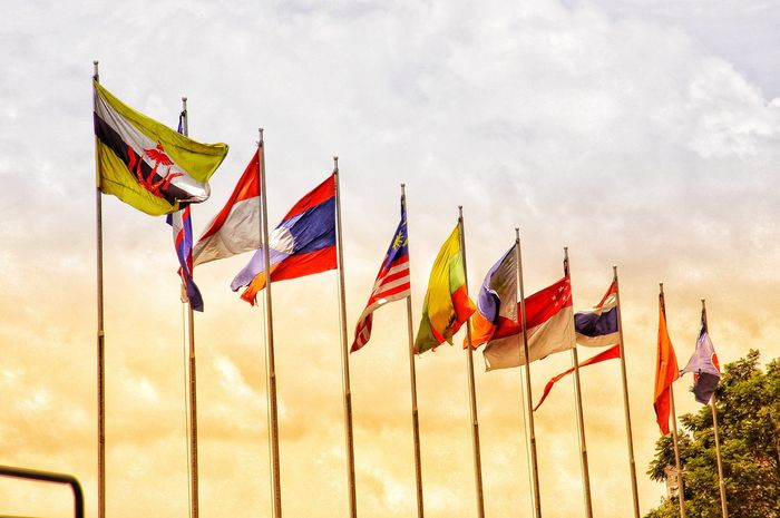 Ilustrasi - Apa latar belakang kesamaan sejarah dalam pembentukan ASEAN.