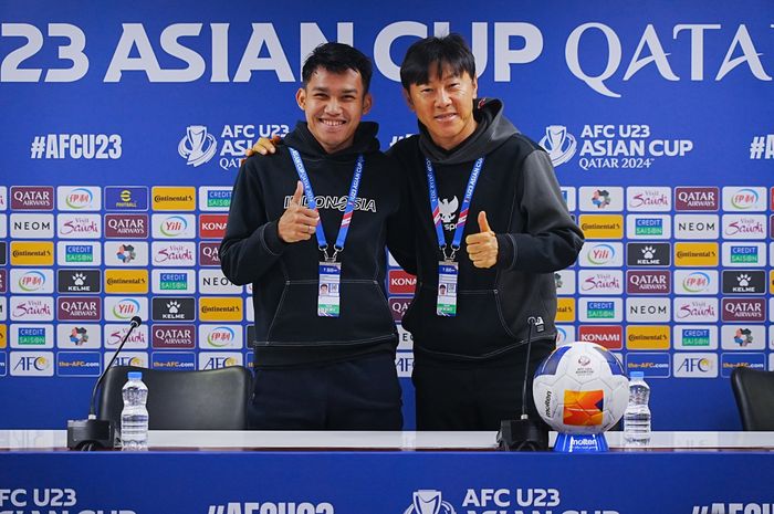 Shin Tae-yong dan Witan Sulaeman hadir di konferensi pers jelang semifinal Piala Asia U-23 2024 antara timnas U-23 Indonesia Vs Uzbekistan,  Minggu (28/4/2024)