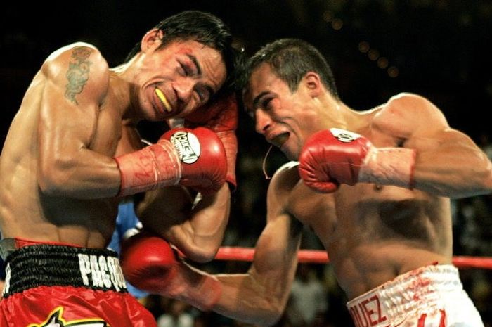 Pertarungan pertama Manny Pacquiao melawan Juan Manuel Marquez terjadi pada 8 Mei 2004 di MGM Grand Arena, Las Vegas.