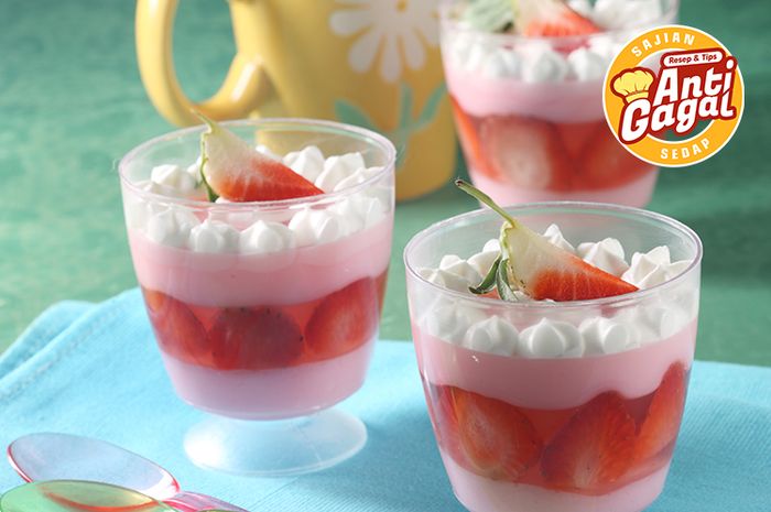 Hidangan puding buah lapis untuk Hari Ibu