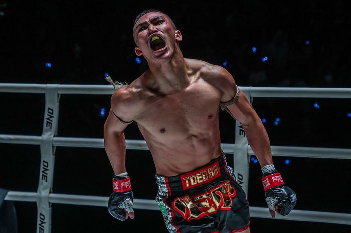ONE Friday Fights 62 - Pembalasan Dendam dan Pertemuan 2 Striker Muay Thai Berbakat
