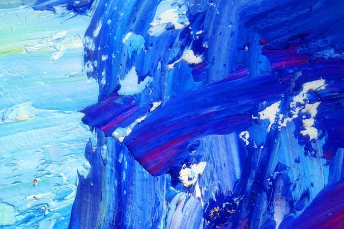 Kenapa Warna Biru Jarang Ditemukan di Alam Liar? | Adjar