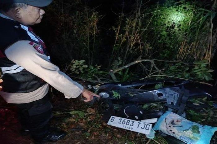 Innalillahi, Mobil Fortuner Terjun Ke Jurang Di Kawasan Bromo Tengger ...