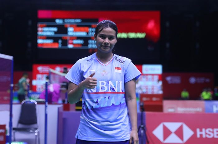 Pebulu tangkis tunggal putri Indonesia, Komang Ayu Cahya Dewi, usai memenangkan babak pertama Thailand Open 2024 di Nimibutr Stadium, Bangkok, Rabu (15/5/2024).