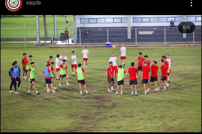 Timnas Irak menggelar latihan di lapangan B, Senayan, Jakarta, Minggu (2/6/2024).