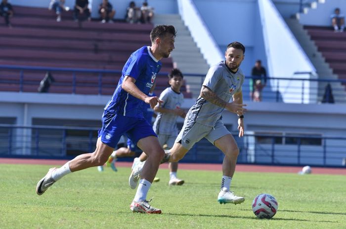 Keluh Kesah Mateo Kocijan usai Jalani Laga Perdana Bersama Persib - Bolasport.com
