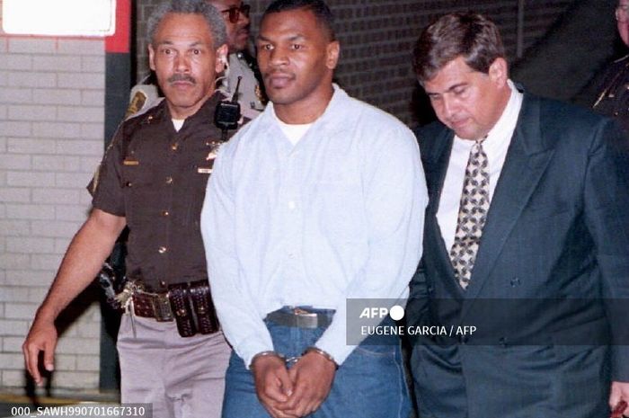 Karier Mike Tyson terhenti selama 4 tahun karena dia dipenjara menyusul peristiwa yang terjadi pada 18 Juli 1991.