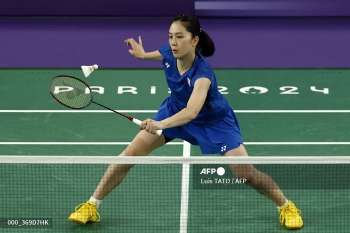 Tunggal putri Jepang, Aya Ohori, saat tampil pada babak perempat final bulu tangkis Olimpiade Paris 2024