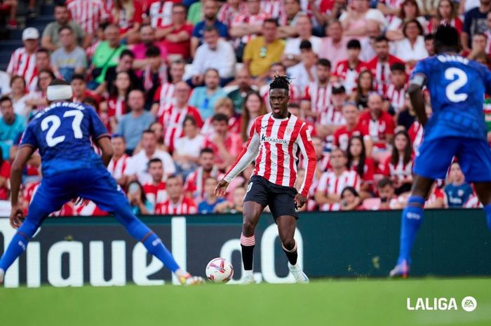 Aksi winger Athletic Club, Nico Williams, dalam jornada 1 Liga Spanyol 2023-2024 melawan Getafe di Estadio San Mames, Kamis (15/8/2024).