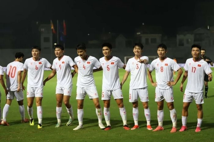 Timnas U-20 Vietnam usai menggilas Bhutan 5-0 di Kualifikasi Piala Asia U-20 2025.