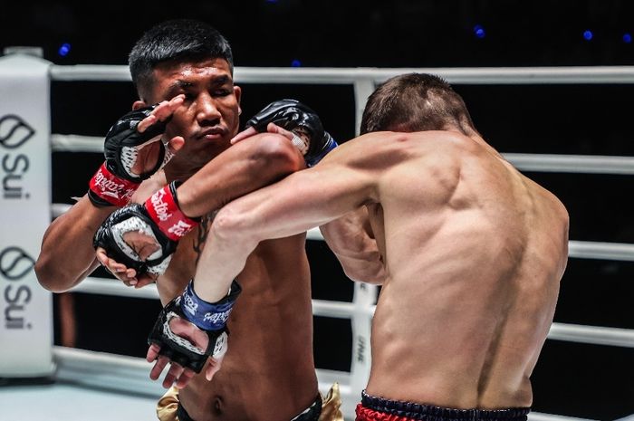 Pertarungan Rodtang Jitmuangnon vs Jacob Smith di ONE 169, Sabtu (9/11/2024) di Bangkok.