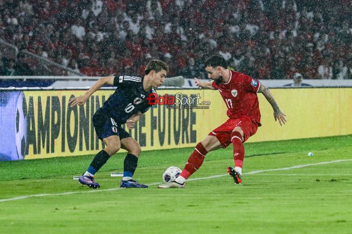 Suasana pertandingan antara timnas Indonesia vs Jepang pada matchday kelima Grup C Putaran Ketiga Kualifikasi Piala Dunia 2026 Zona Asia di Stadion Utama Gelora Bung Karno (SUGBK), Jakarta, Jumat (15/11/2024).