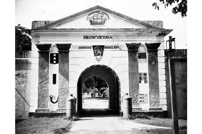 Kisah Benteng Hindia-Belanda Di Lombok