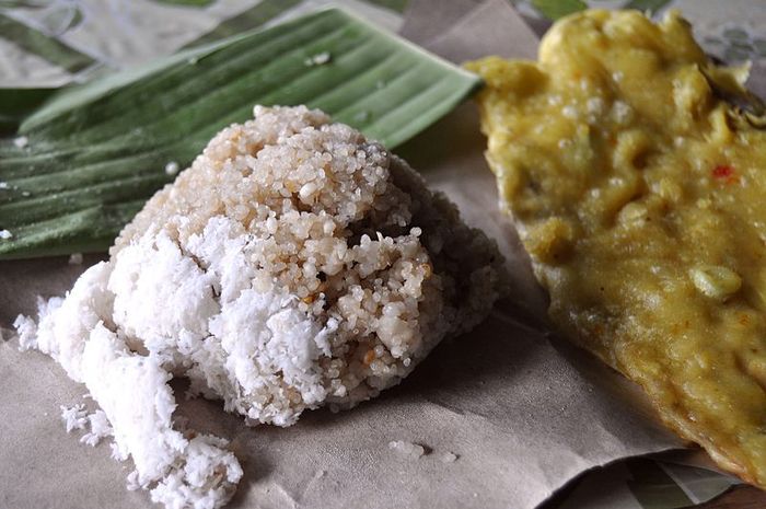 Nasi Oyek, Makanan Khas Jawa Timur yang Dibuat dari 