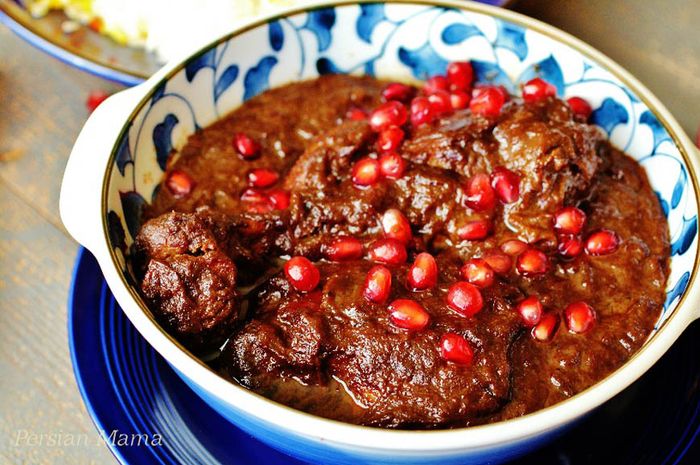 Fesenjan, Hidangan Persia Khas Ramadhan Bobo