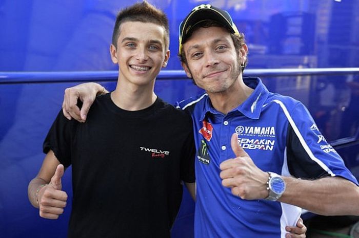 Luca Marini dan Valentino Rossi.