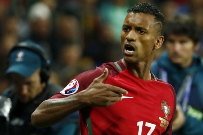 Luis Nani merayakan gol Portugal ke gawang Islandia pada fase grup Piala Eropa di Stade Geoffroy-Guichard, 14 Juni 2016.