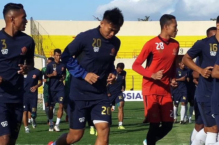 Skuat PS Tira berlatih di Stadion Sultan Agung, Jumat (10/8/2018) menjelang laga melawan Persipura Jayapura.