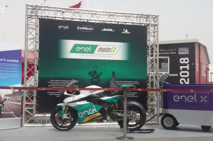 Motor Balap Listrik yang Akan digunakan dalam Ajang MotoE diperkenalkan pada Saat MotoGP Qatar Minggu (18/03/18) 