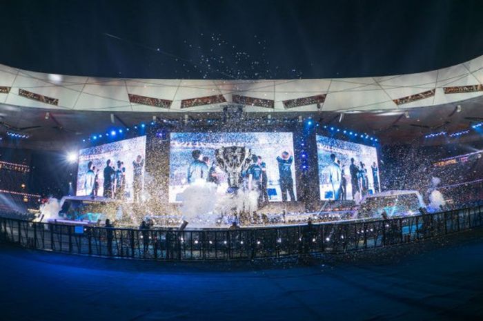 Suasana meriah di final League of Legends World Championships di National Stadium, Beijing, pada 4 November 2017.