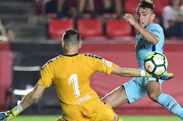 Penyerang Barcelona, Munir El Haddadi, beraksi kontra Gimnastic de Tarragona di Stadion Nou Estadi di Tarragona, Spanyol, 4 Agustus 2017.