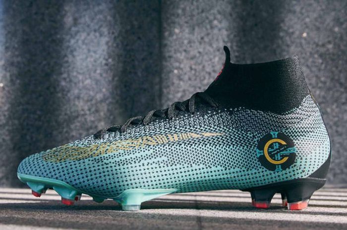 Terbaru Nike Resmi Rilis CR7 Mercurial Chapter 6 Bolasport