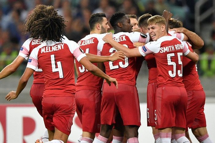 Para pemain Arsenal merayakan gol yang dicetak ke gawang Qarabag dalam laga Grup E Liga Europa di Baku, Azerbaijan pada 4 Oktober 2018.