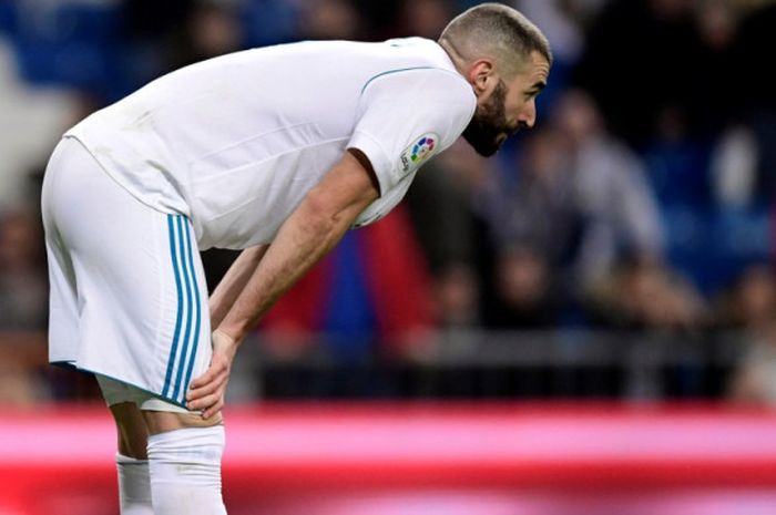 Reaksi Karim Benzema seusai duel Copa del Rey antara Real Madrid dan CD Leganes di Santiago Bernabeu, 24 Januari 2018.