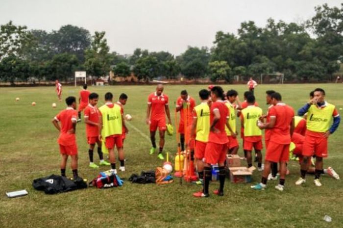 Penyerang anyar Persija Jakarta, Reinaldo da Costa, berlatih bersama tim pada Rabu (9/8/2017). 