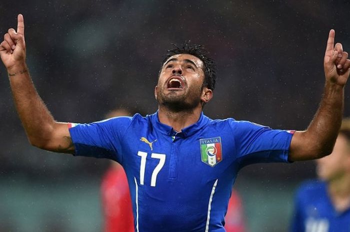 Eder merayakan golnya untuk timnas Italia saat menghadapi Azerbaijan dalam partai Kualifikasi Piala Eropa 2016, 10 Oktober 2015.